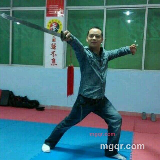  欲動硪菂情的第2张照片