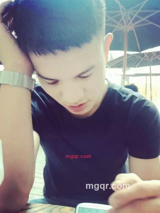 臭虫先森的第1张照片