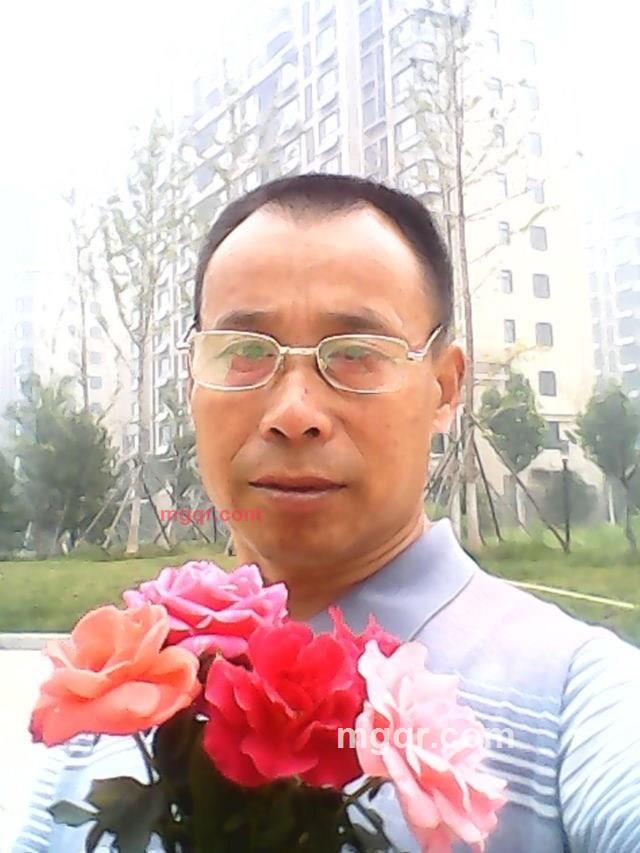 夜吻玫瑰的第13张照片