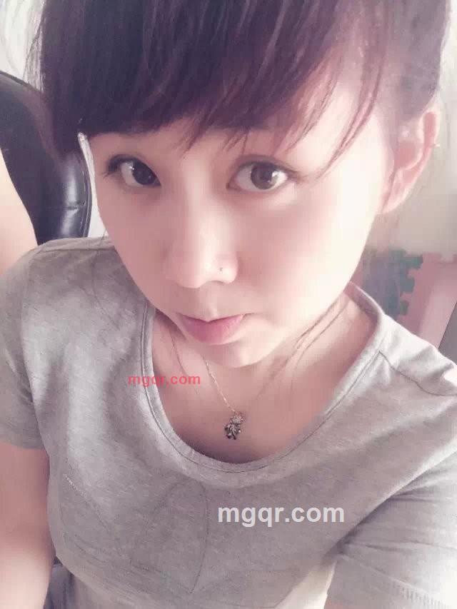 那一丝微笑的第2张照片