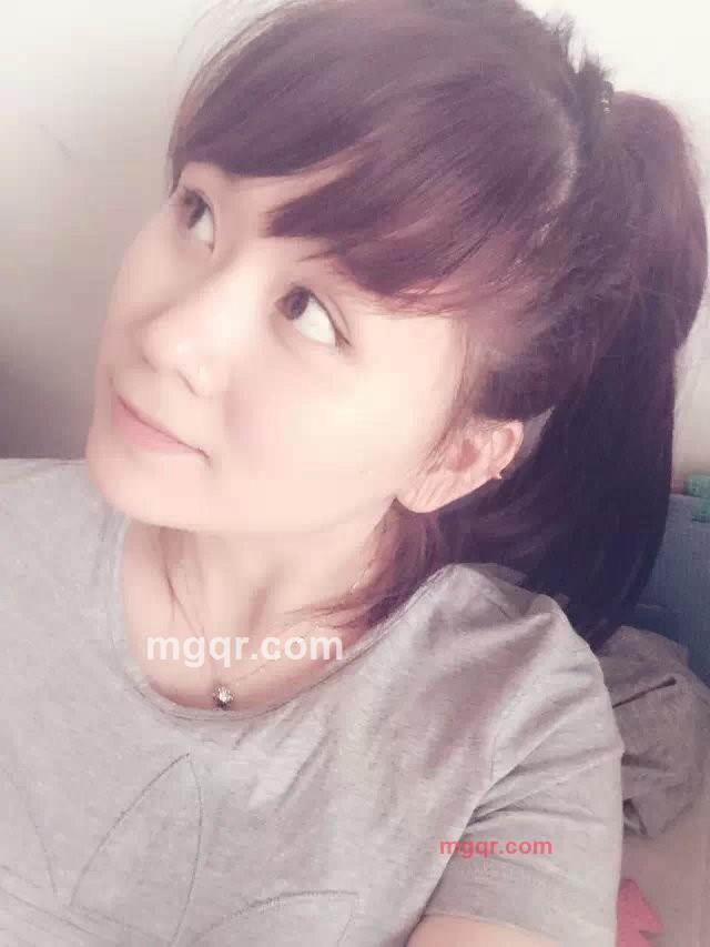 那一丝微笑的第4张照片