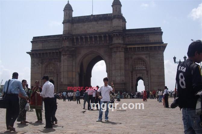 我过得并不好，痛心的第1张照片