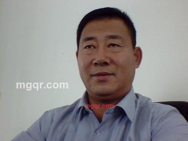 不如恰取眼前人的第1张照片