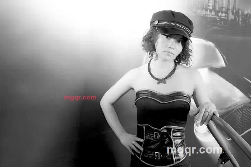 冷血女人的第3张照片