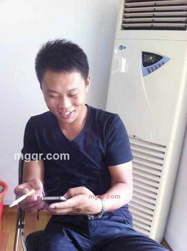 寂寞碰撞激情的第1张照片