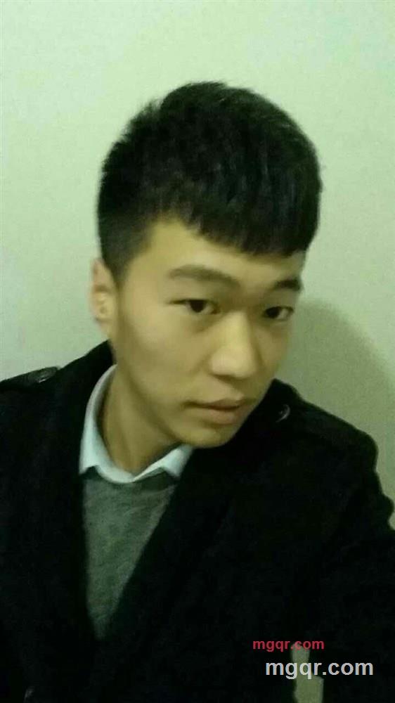 夜色的第1张照片