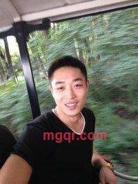 随风逐爱的第1张照片