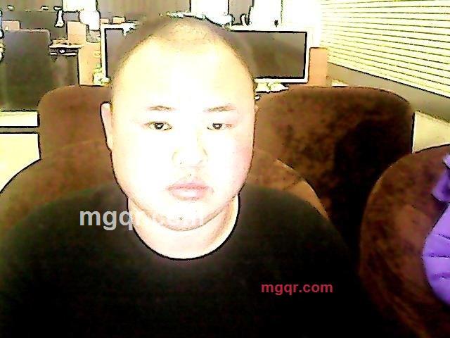 孤寂的双子的第1张照片