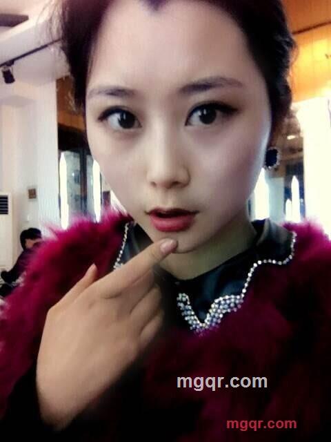 类似爱情111的第2张照片