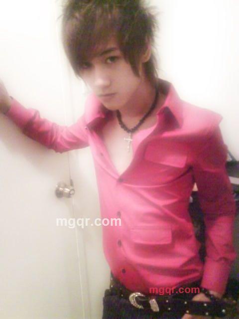 邻居哥哥的第1张照片