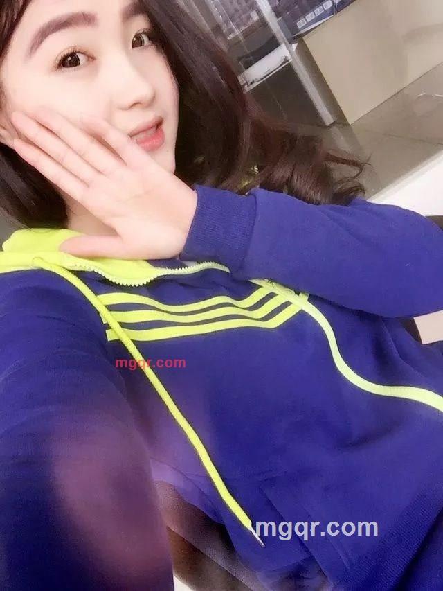 许诺、的第1张照片