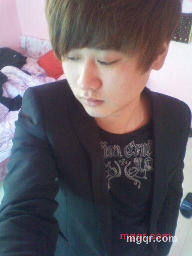 ╰流年轻描淡写的伤的第2张照片