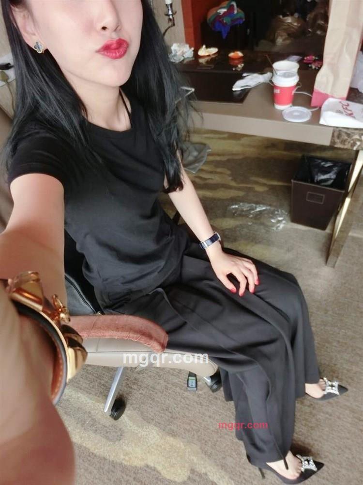 小女人的第2张照片