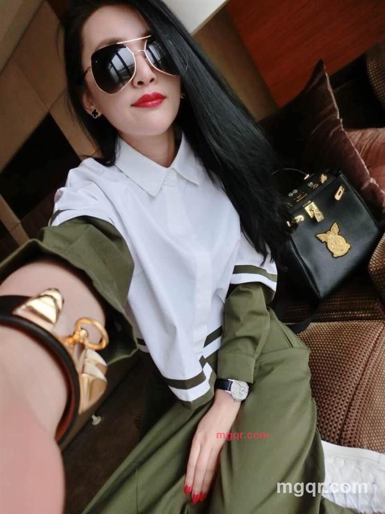 小女人的第1张照片