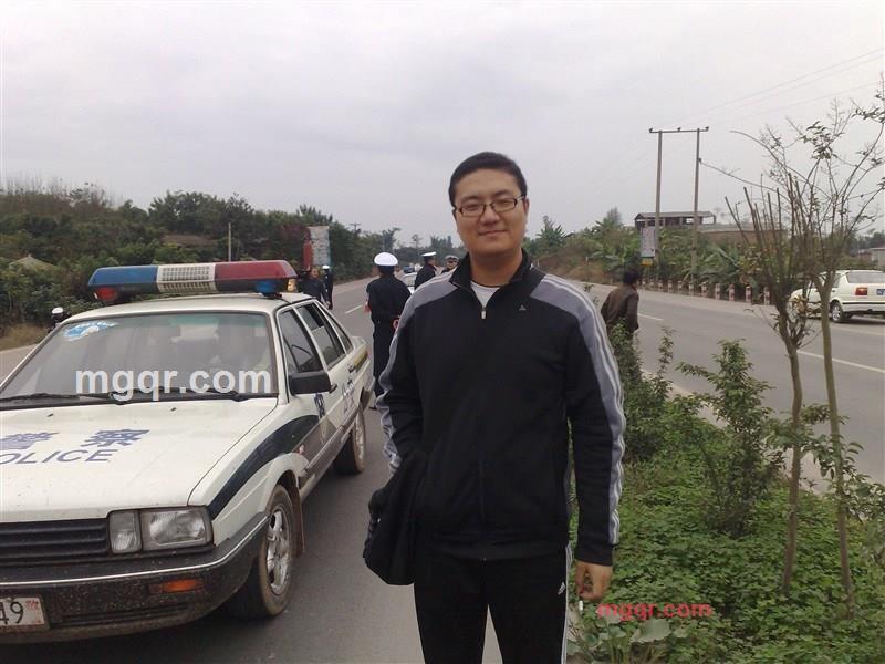 龙艺的第3张照片