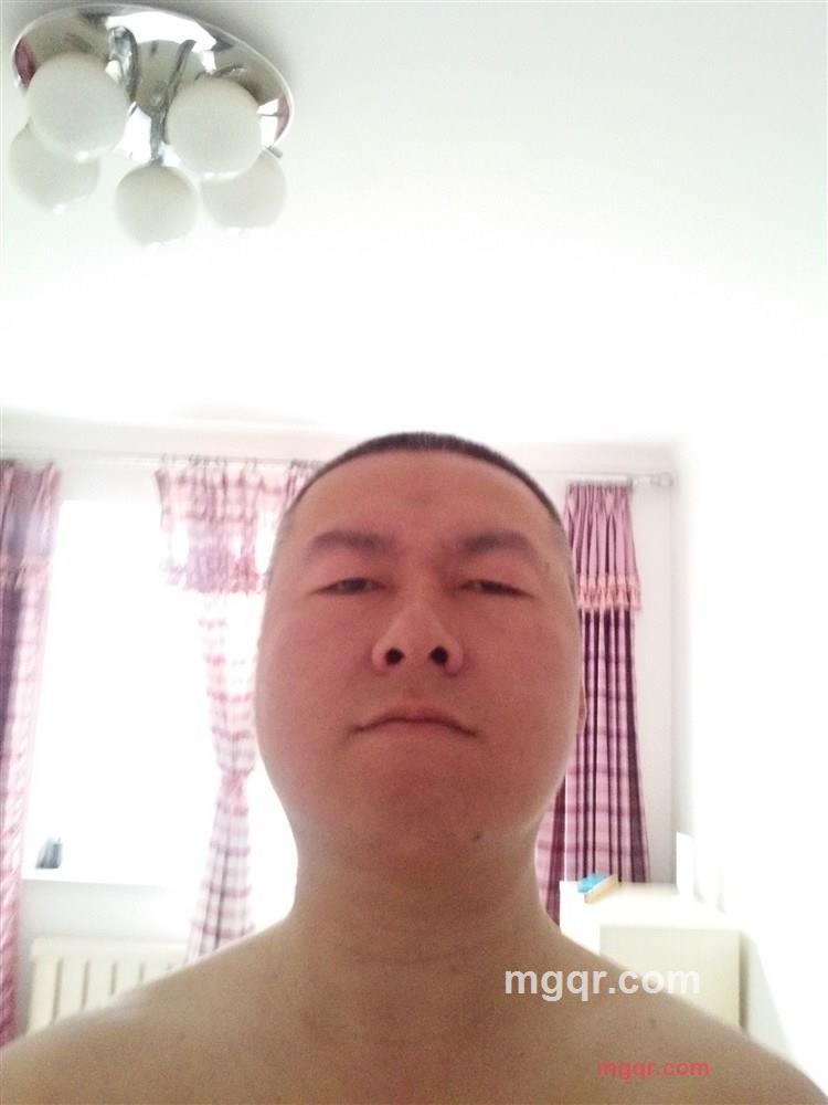 单身蓝俊的第3张照片