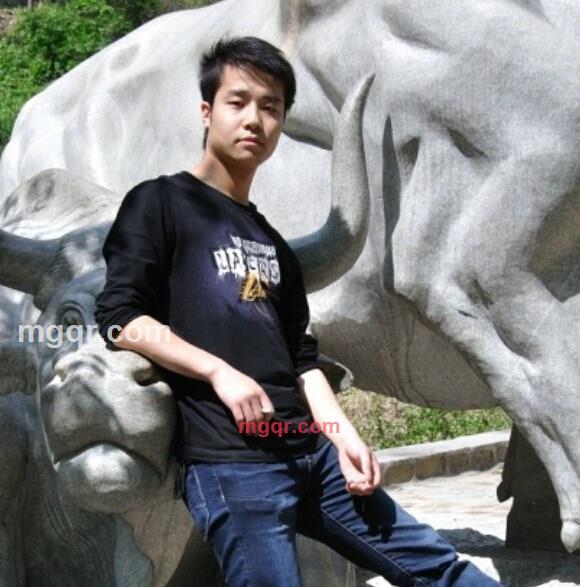 外冷内热的男人的第1张照片