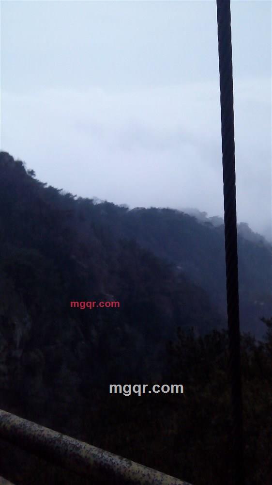 趁我别睡着的第3张照片