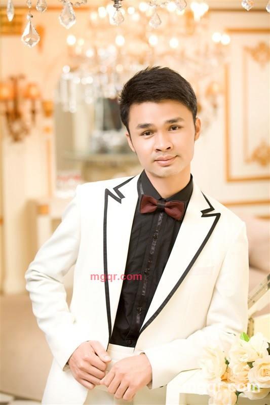 夜里寻她的第1张照片