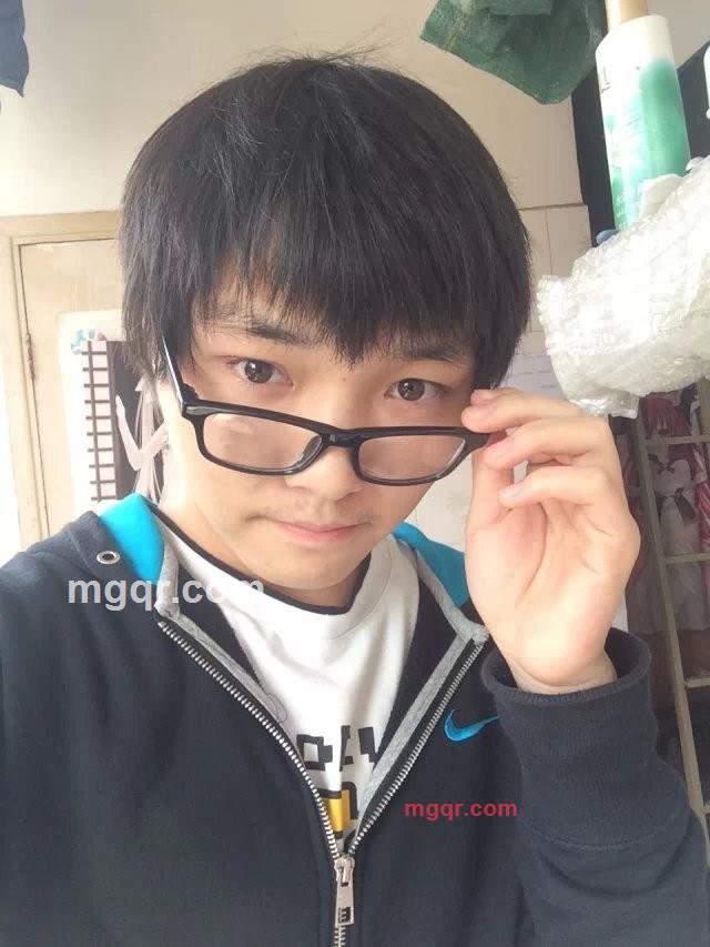 中二闪闪的第2张照片