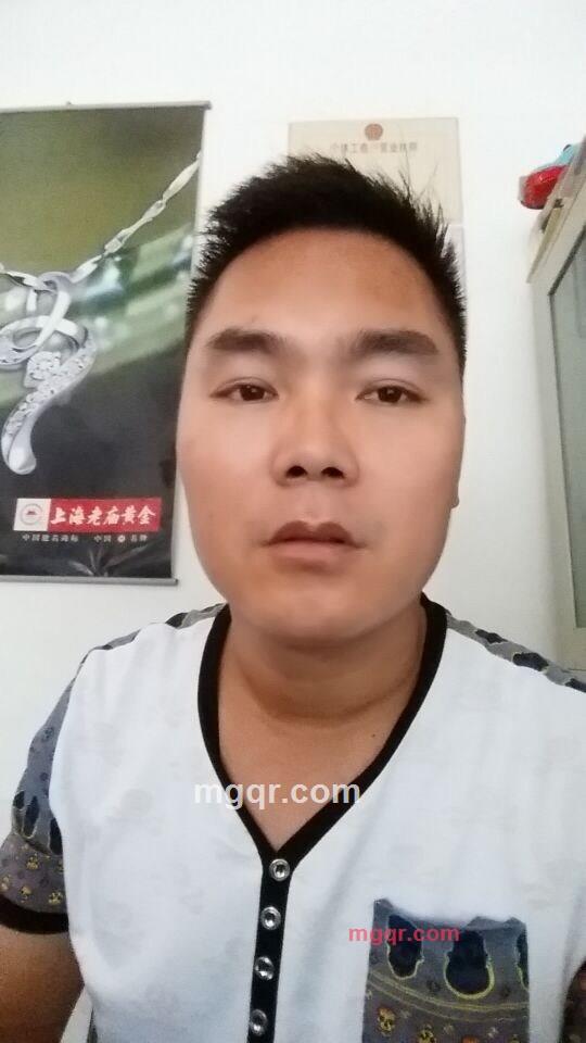 人帅压力大的第1张照片