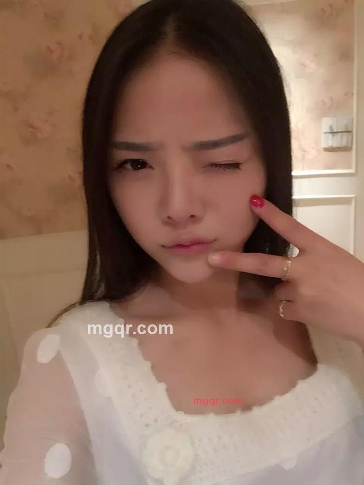 心怡丝的第1张照片