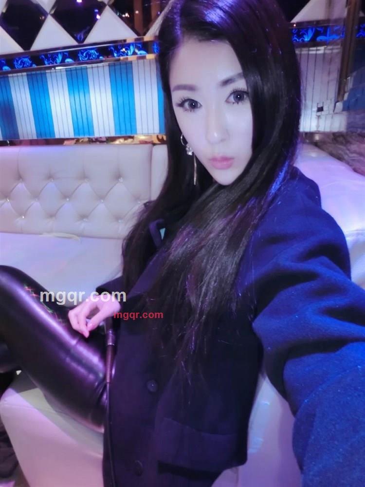 爱要比烟花寂寞的第5张照片