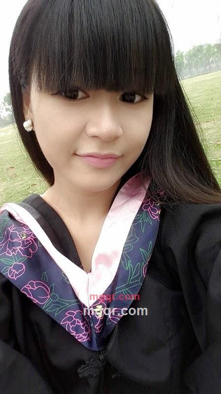 爱的很傻的第2张照片