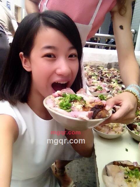 静静的吻的第1张照片