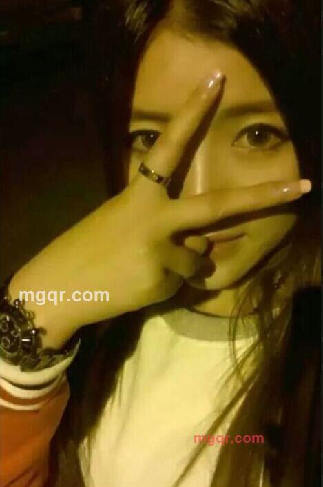 单纯妩媚的第4张照片