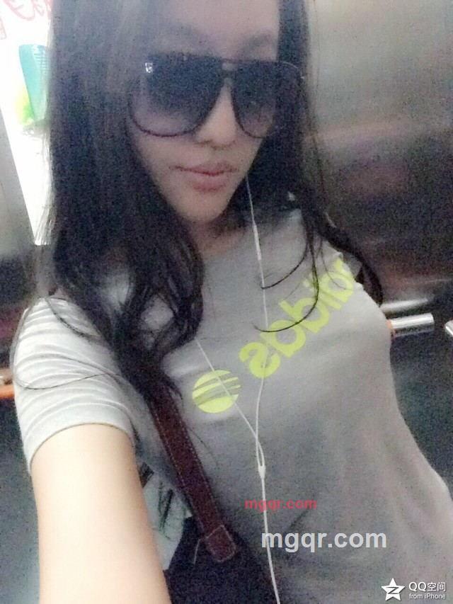 夜冷月妖娆的第4张照片