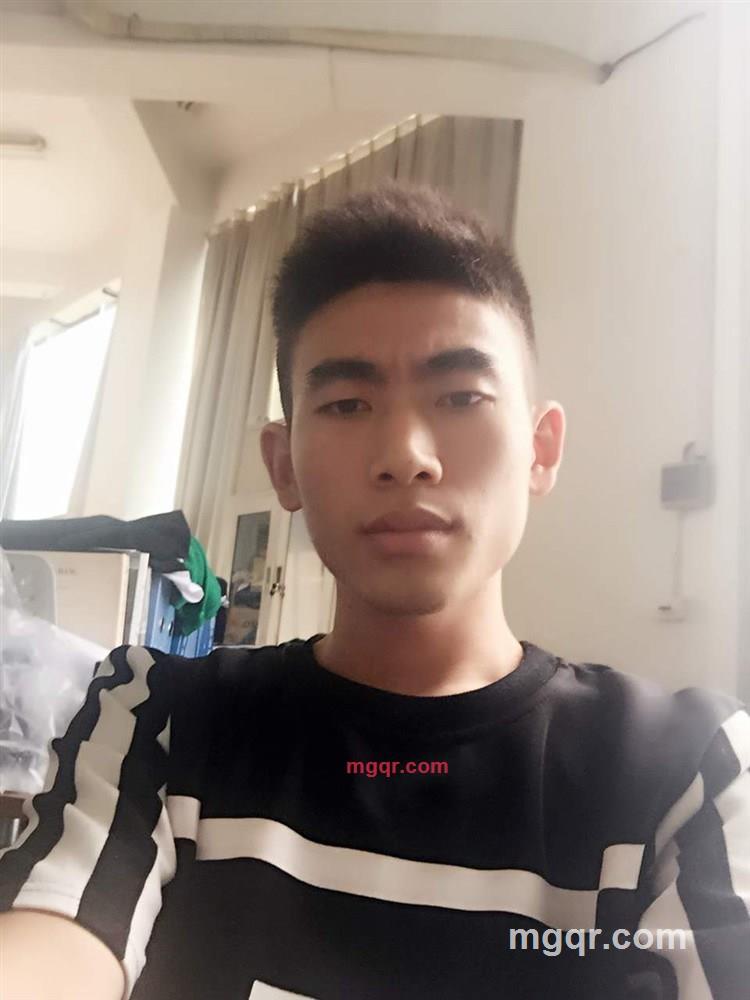 寂寞的小男人的第10张照片