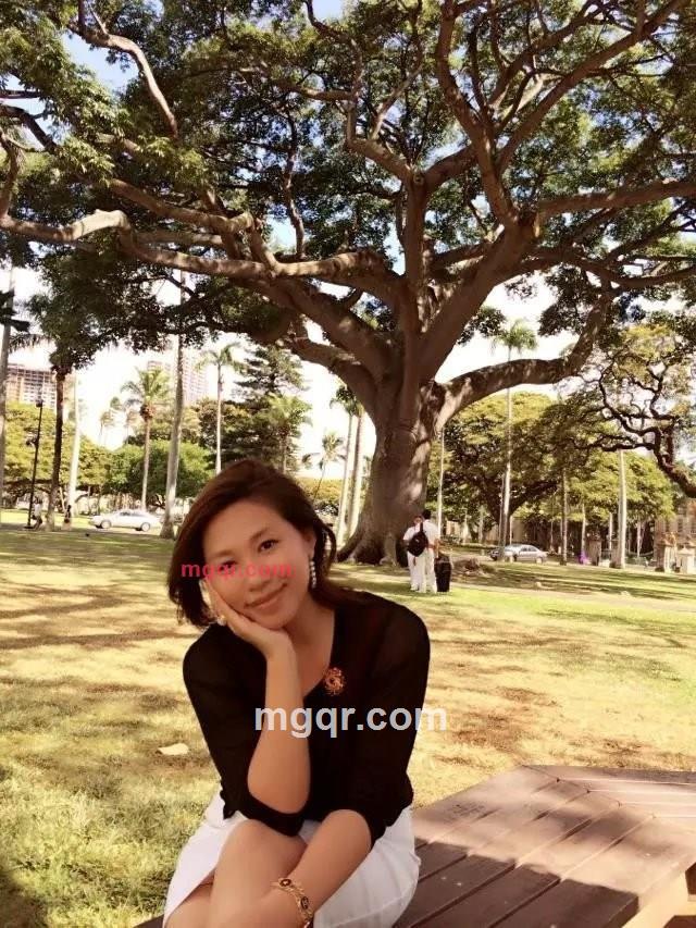 寂寞的紫玫瑰的第2张照片