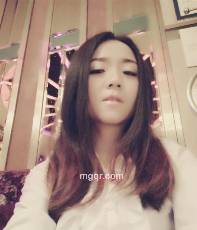 颜闭月的第3张照片