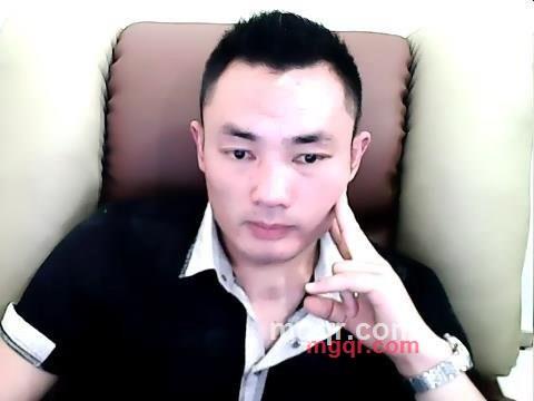 独人独城独伤心 的第3张照片