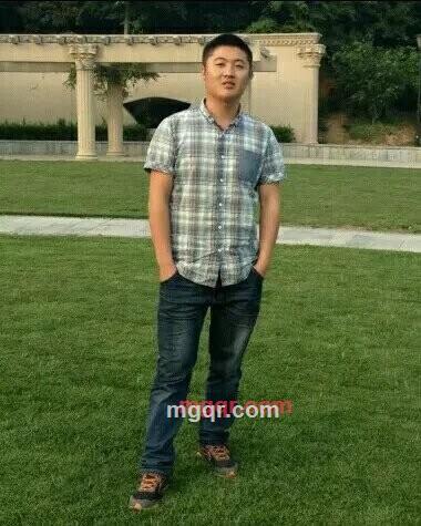 帅哥AC的第2张照片