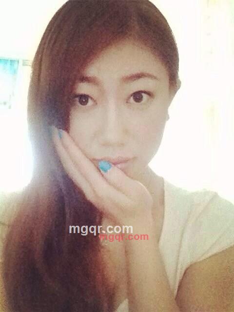 小女人的妖娆的第1张照片