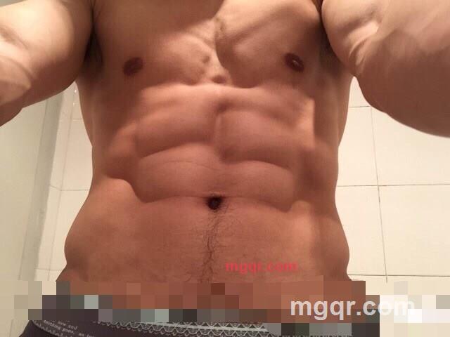 龙入深海的第1张照片