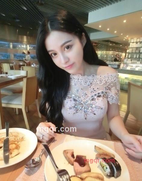 蜜雪凌蓝的第1张照片