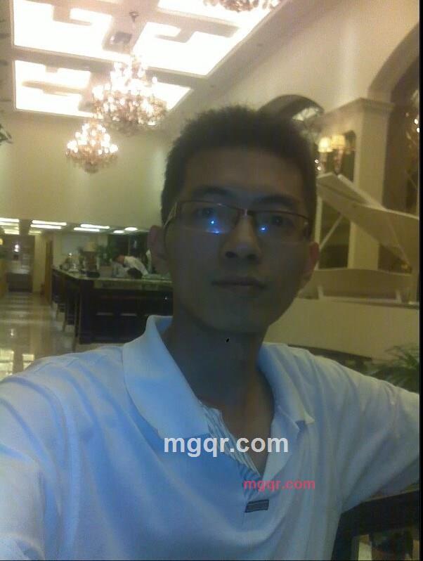 好色男人007的第3张照片