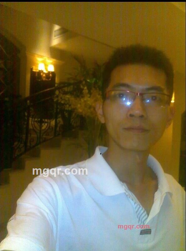 好色男人007的第1张照片