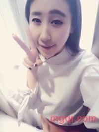 闲暇的雯雯的第2张照片