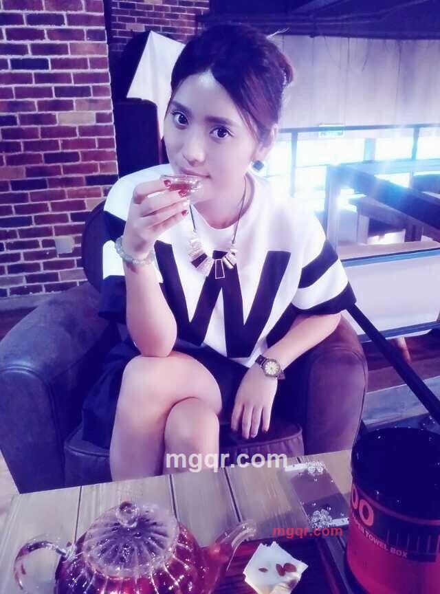 女王范。。的第1张照片