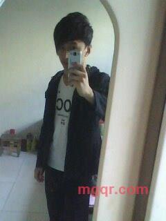 何必太多情、的第3张照片