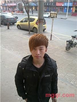 何必太多情、的第2张照片