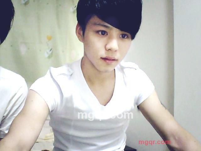 小新7142的第1张照片