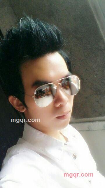 21岁*男迷失的第3张照片