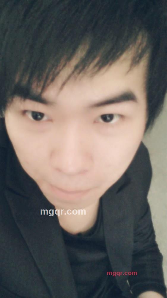 21岁*男迷失的第1张照片