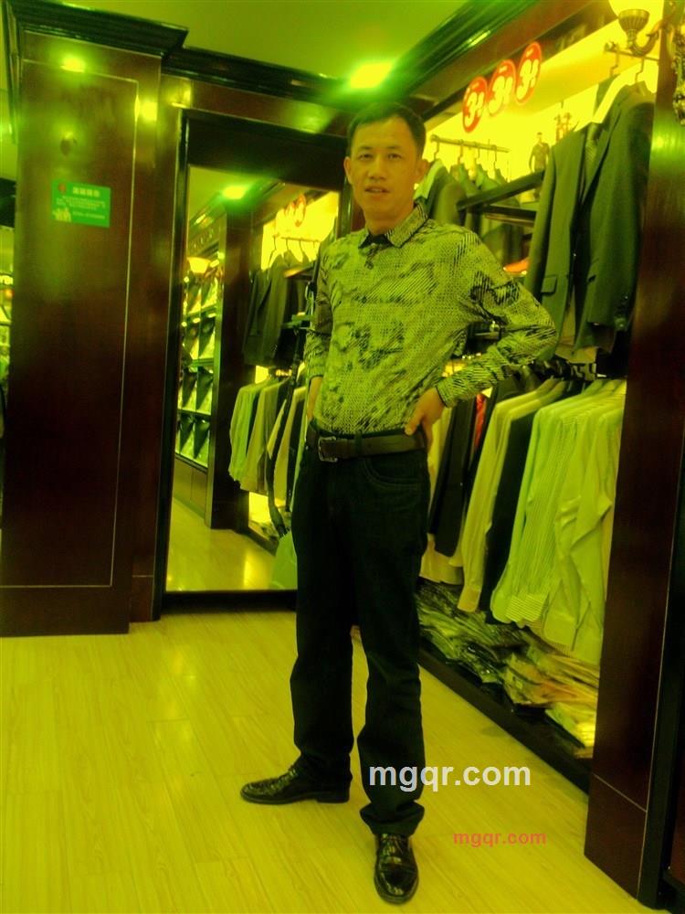 丢了幸福的猪@的第1张照片