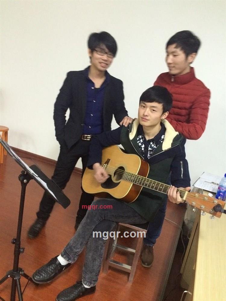 我的世界只有cry的第1张照片